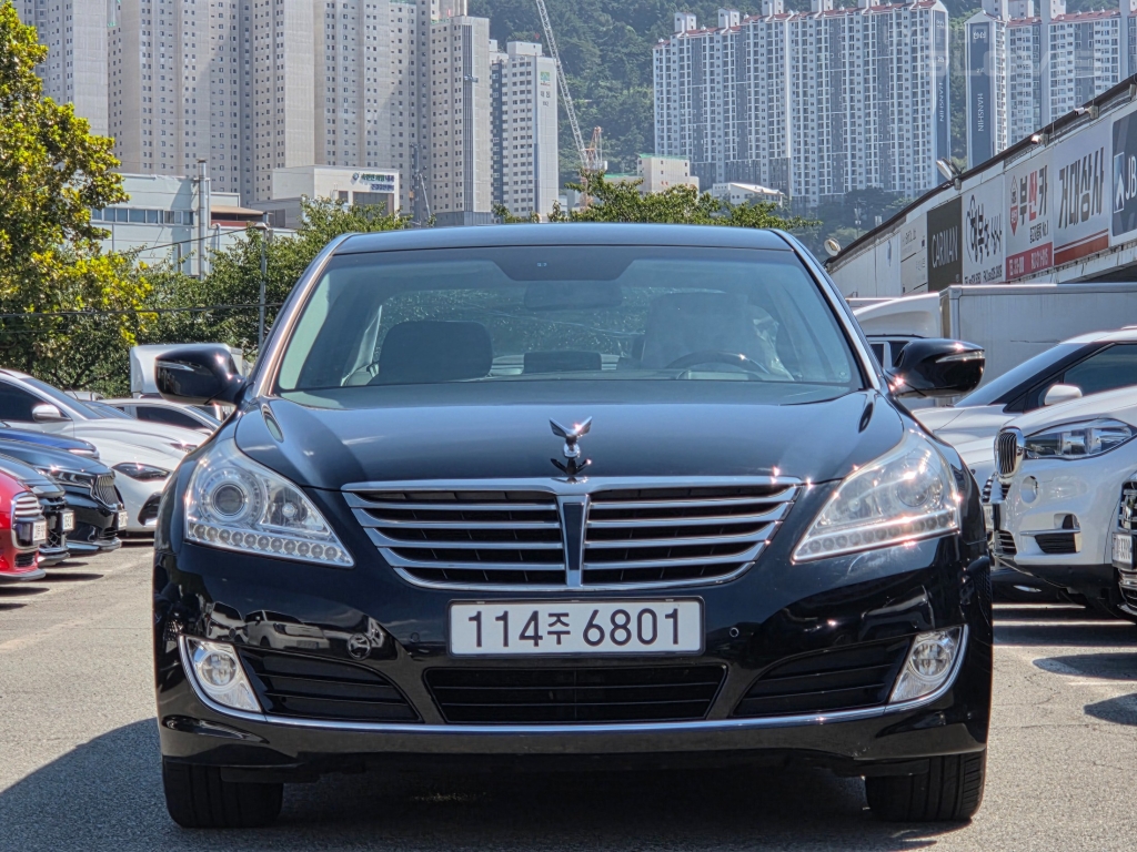 HYUNDAI Ecuus (New Model) VS380