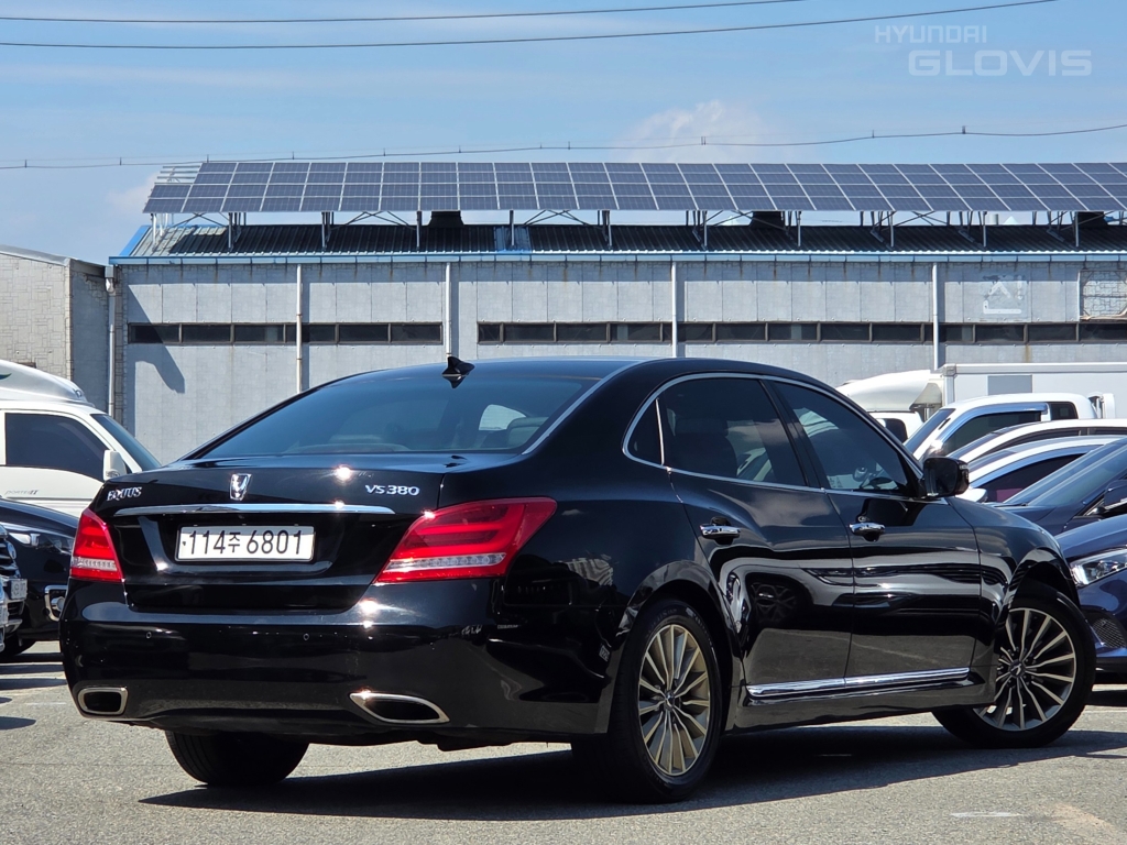 HYUNDAI Ecuus (New Model) VS380
