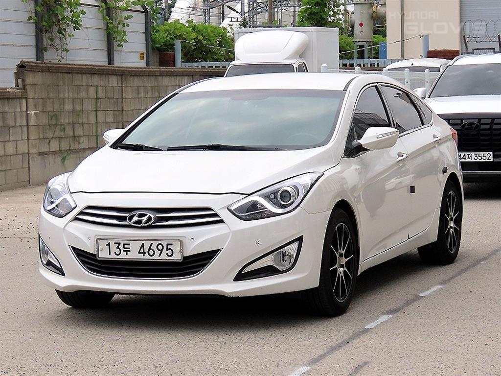 HYUNDAI I40 Saloon 2.0 GDI