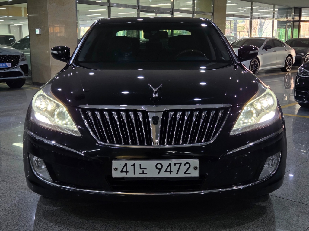 HYUNDAI Ecuus (New Model) VS500