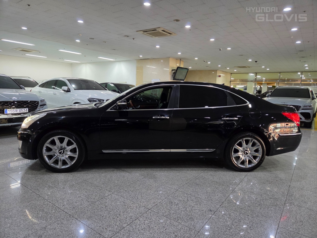 HYUNDAI Ecuus (New Model) VS500