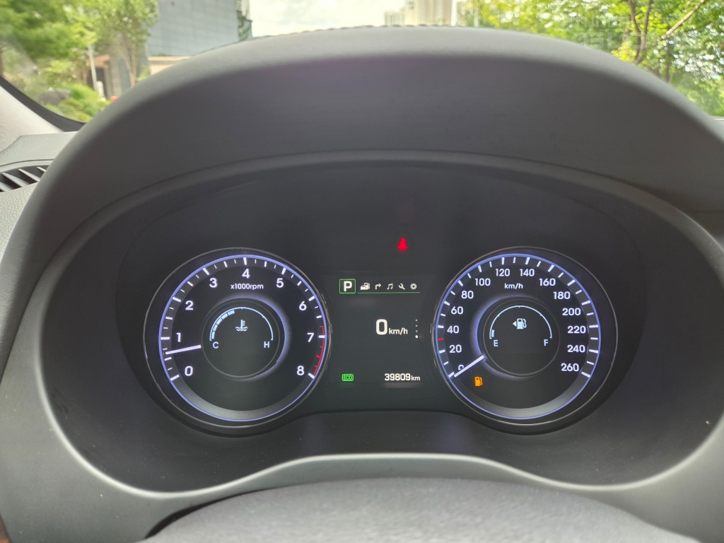 HYUNDAI Aslan G330
