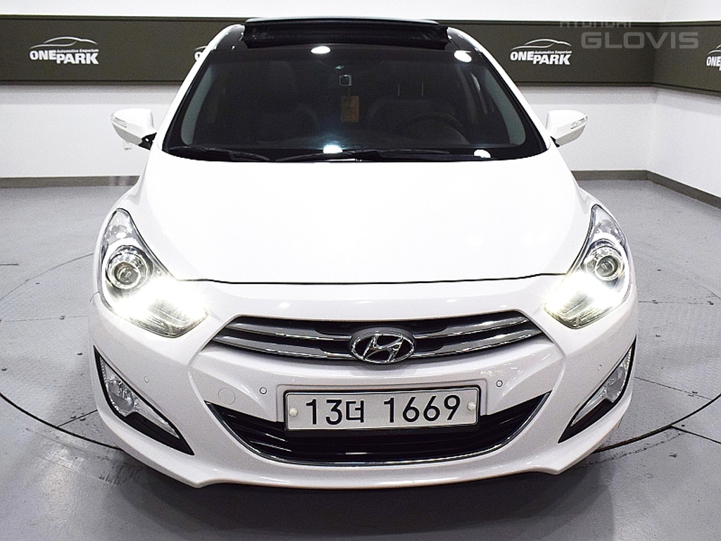 HYUNDAI I40 Saloon 2.0 GDI