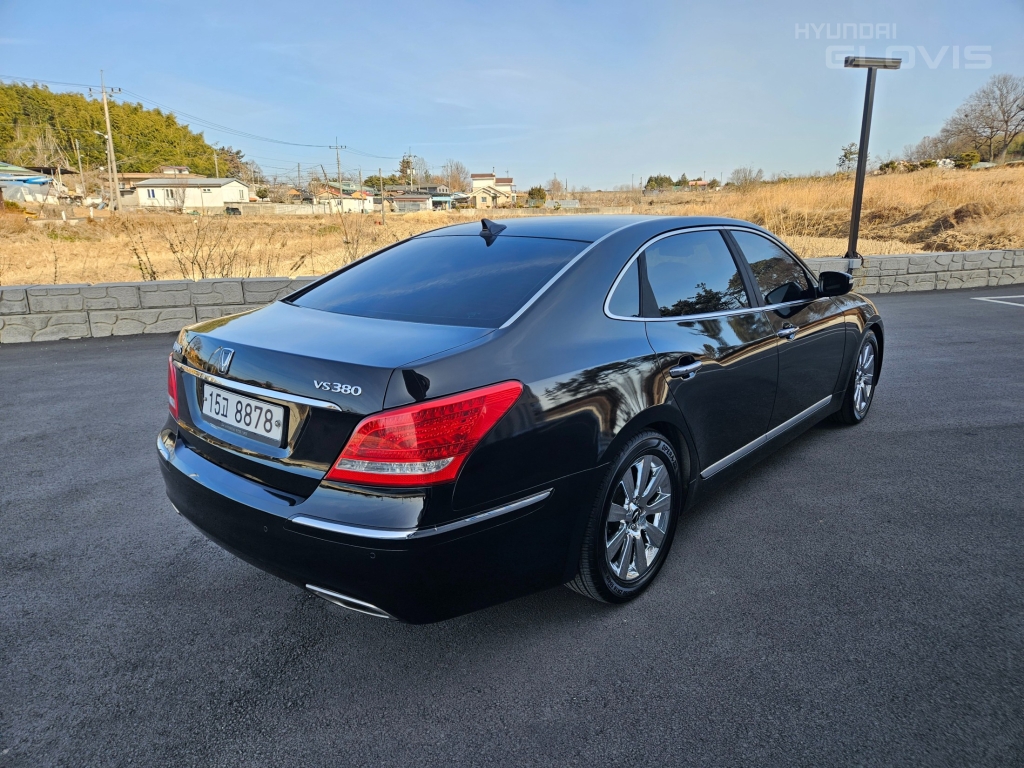 HYUNDAI Ecuus (New Model) VS380