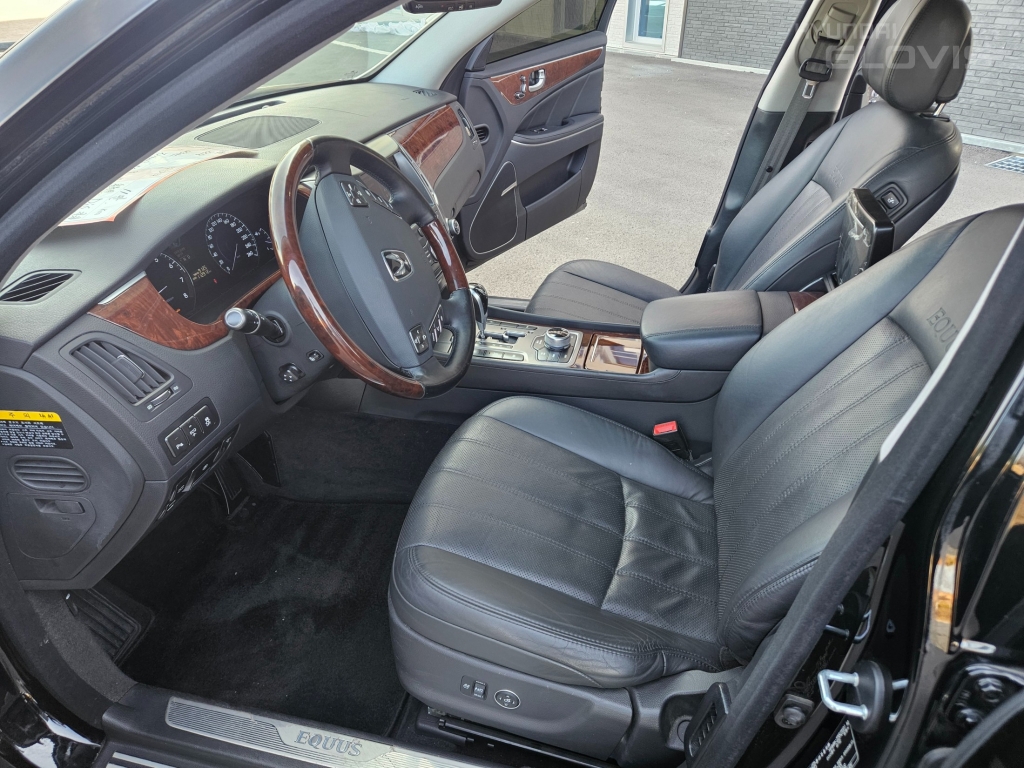 HYUNDAI Ecuus (New Model) VS380