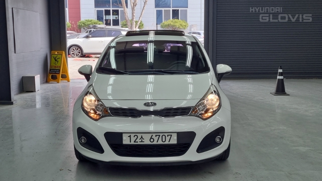 KIA All New Pride 5Door 1.6 GDI