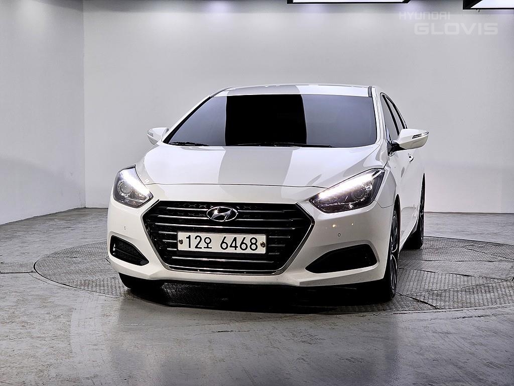 HYUNDAI The New I40 Saloon 2.0 GDI