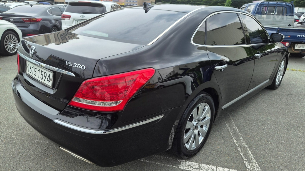 HYUNDAI Ecuus (New Model) VS380