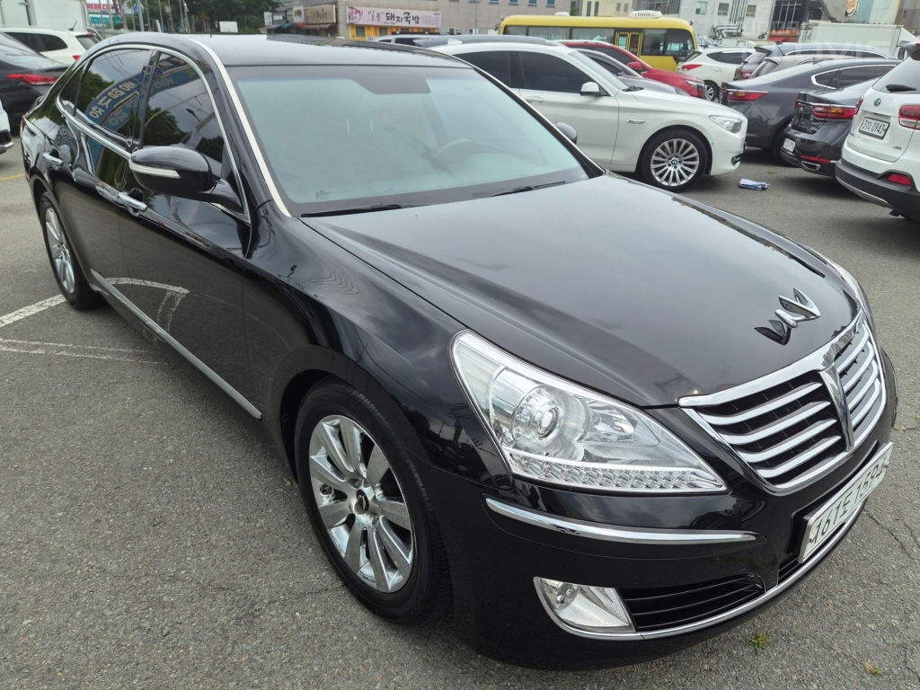 HYUNDAI Ecuus (New Model) VS380