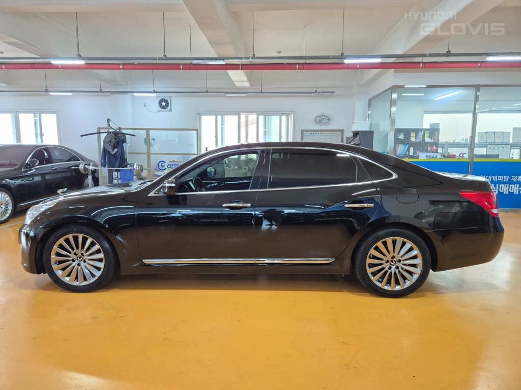 HYUNDAI Ecuus (New Model) VS380