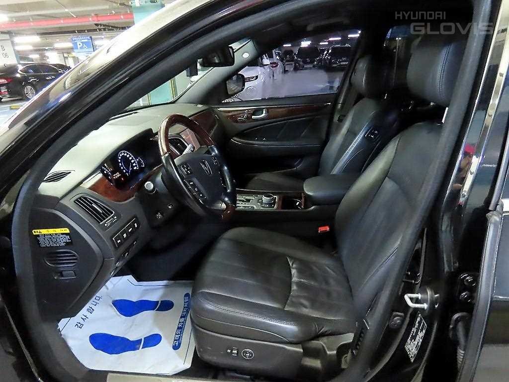HYUNDAI Ecuus (New Model) VS380