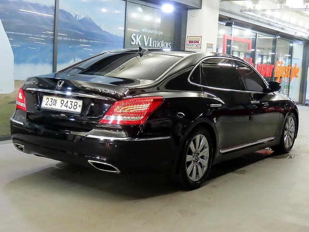 HYUNDAI Ecuus (New Model) VS380