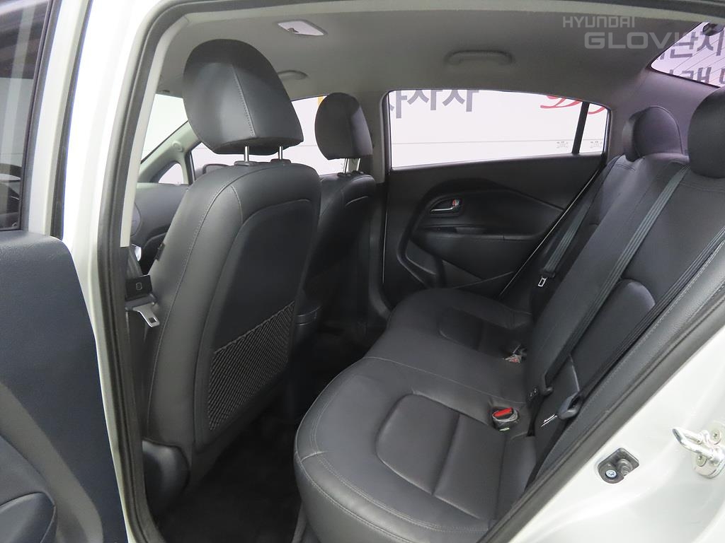 KIA The New Pride 4Door 1.6 GDI