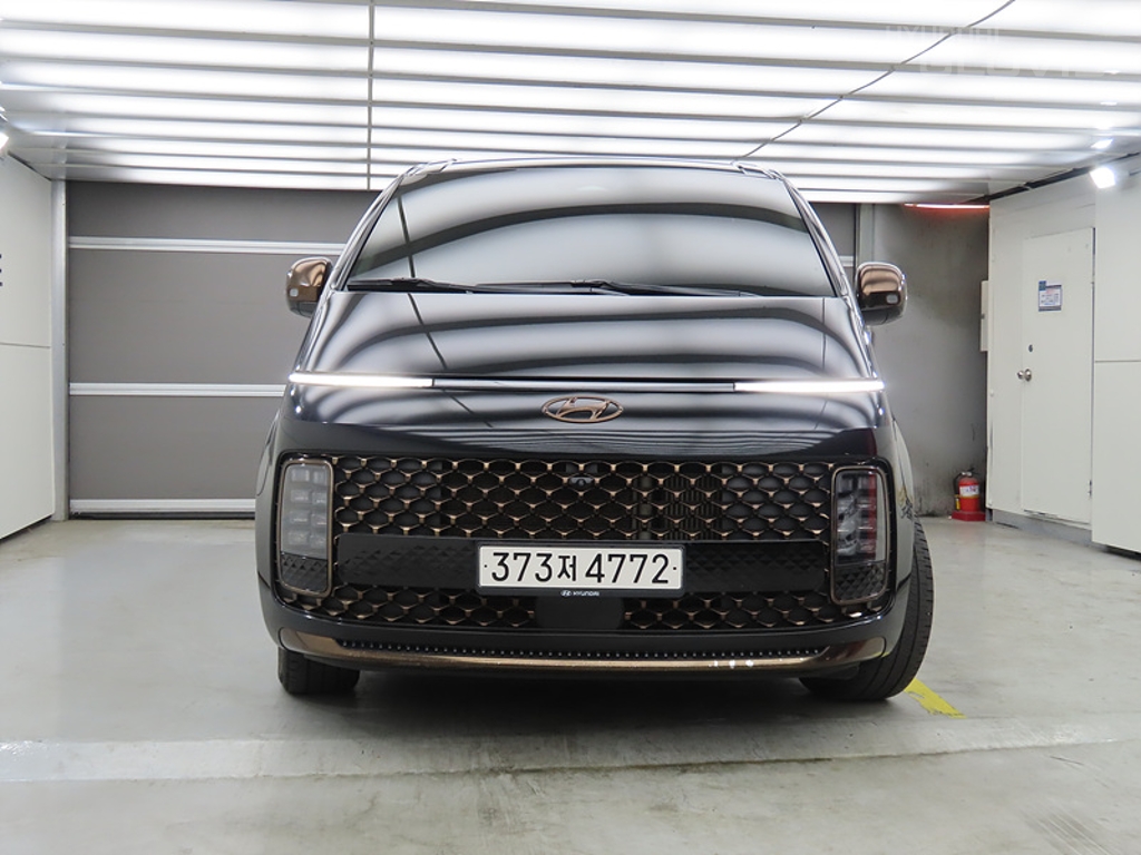 Hyundai Staria, 2022, фотография 2