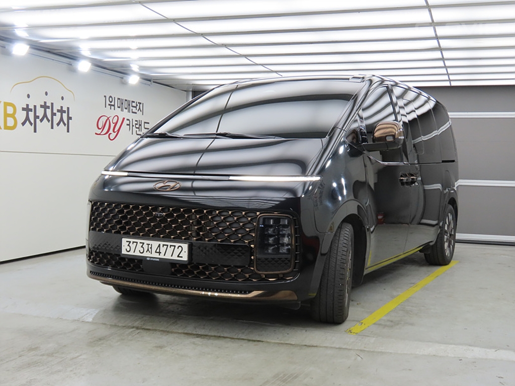 Hyundai Staria, 2022
