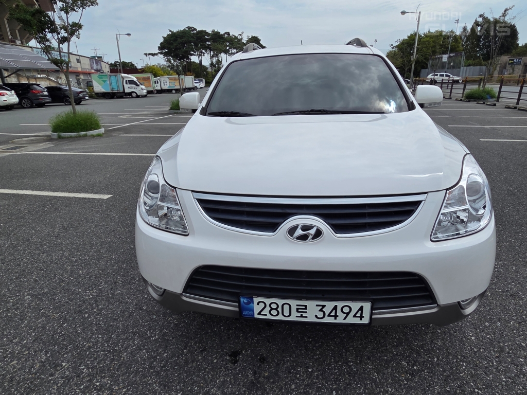 HYUNDAI Veracruz Diesel 2WD