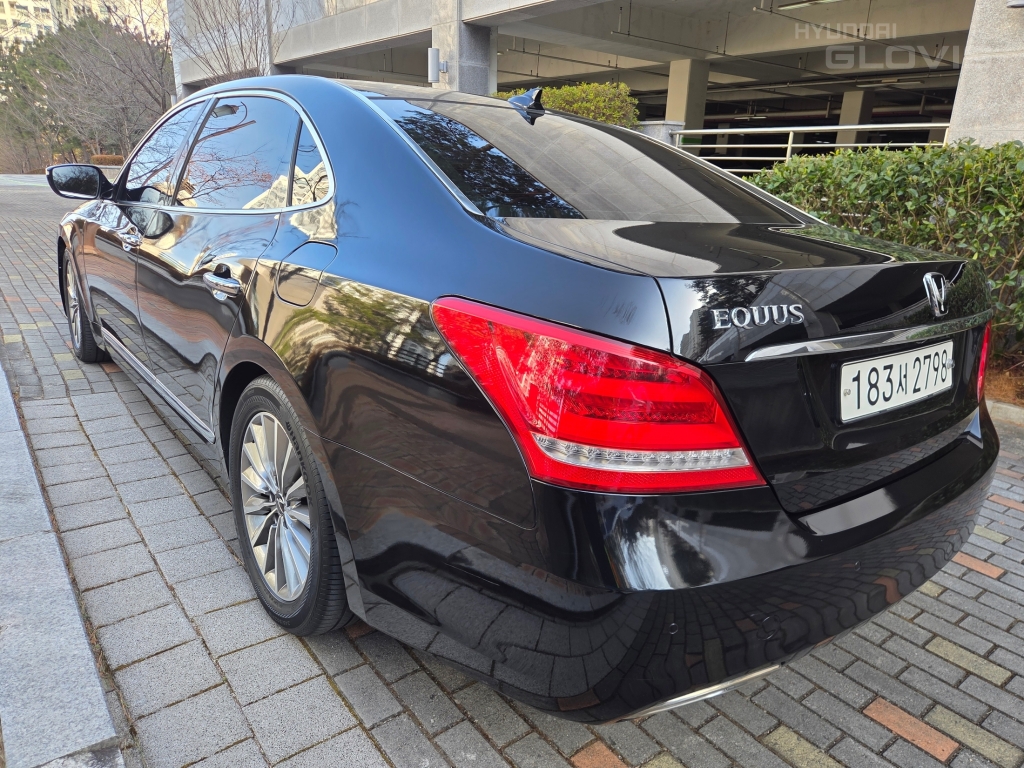 HYUNDAI Ecuus (New Model) VS380