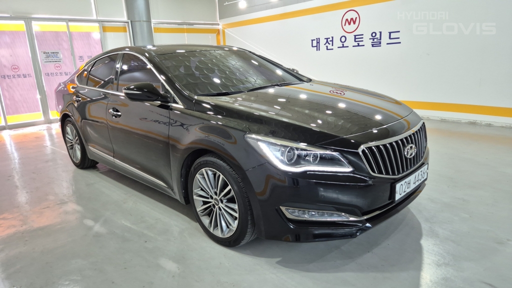 HYUNDAI Aslan G300