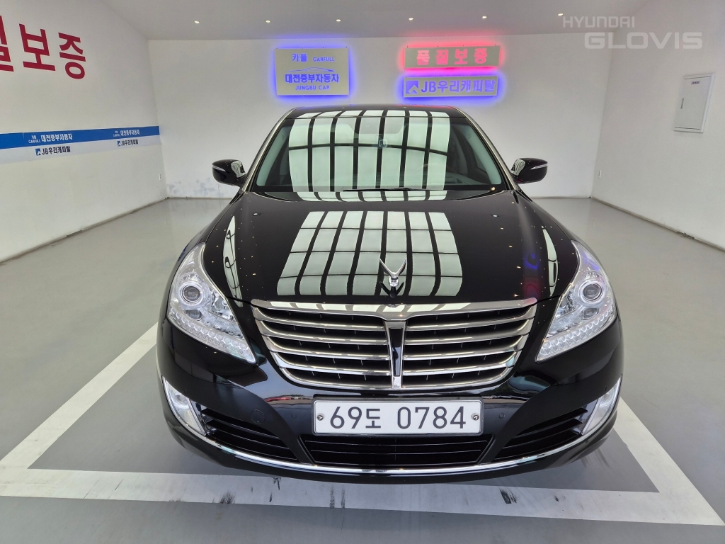 HYUNDAI Ecuus (New Model) VS380