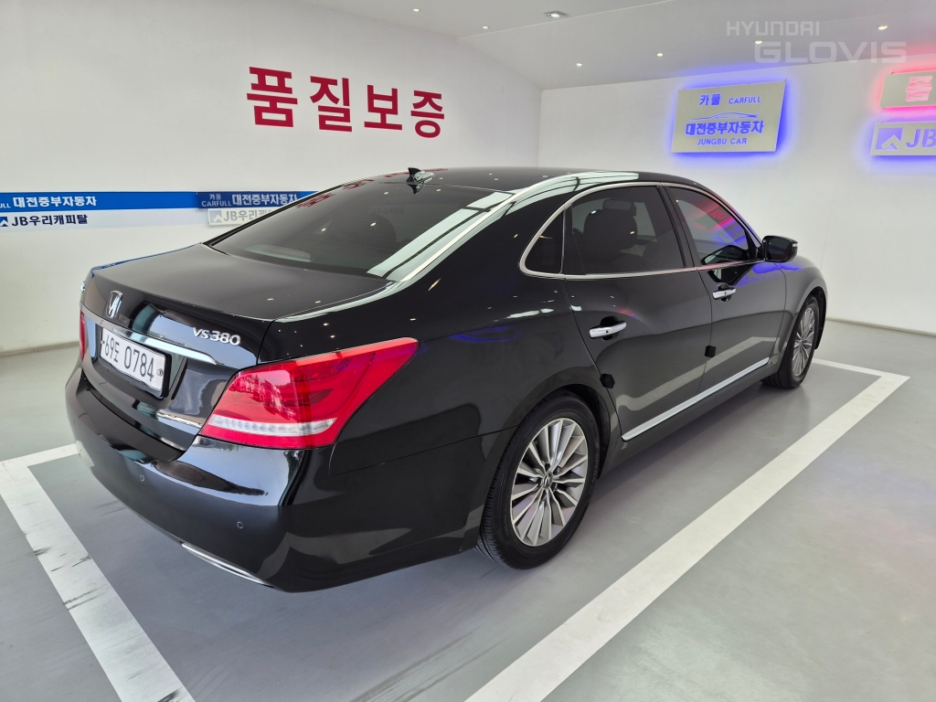 HYUNDAI Ecuus (New Model) VS380