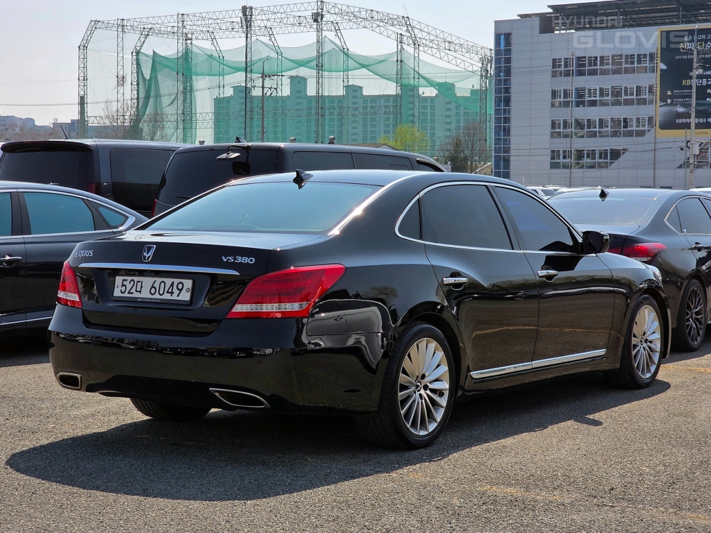 HYUNDAI Ecuus (New Model) VS380