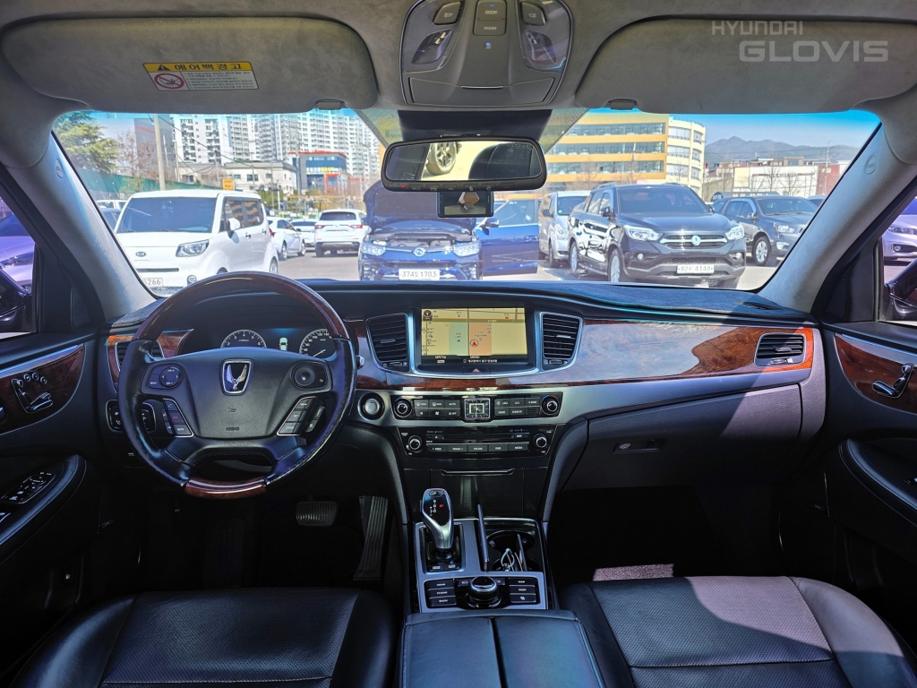 HYUNDAI Ecuus (New Model) VS380