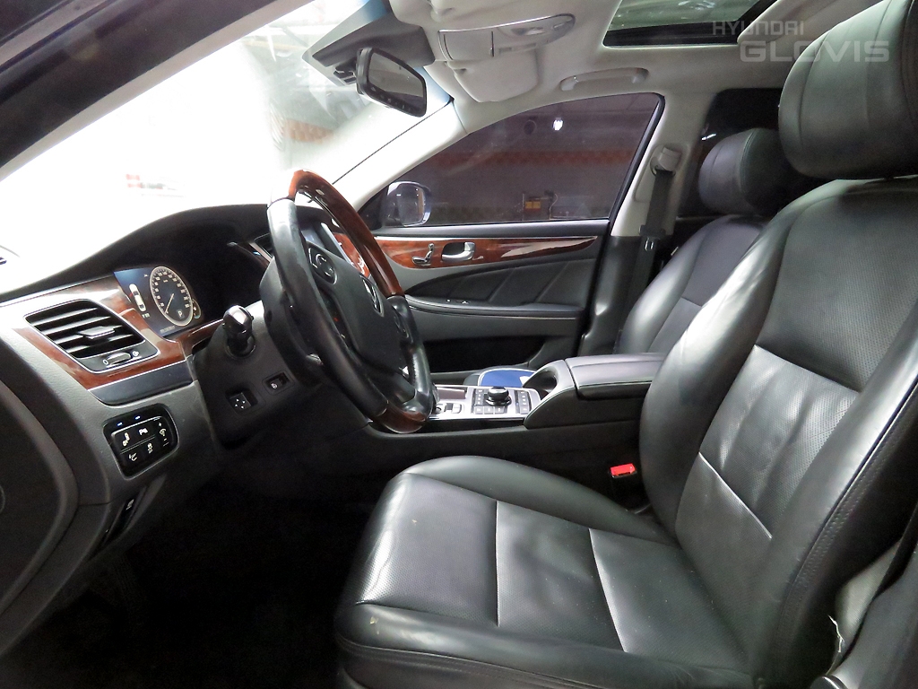 HYUNDAI Ecuus (New Model) VS380