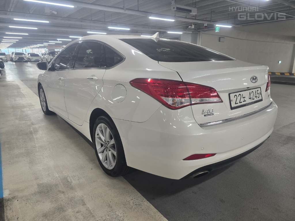 HYUNDAI I40 Saloon 2.0 GDI