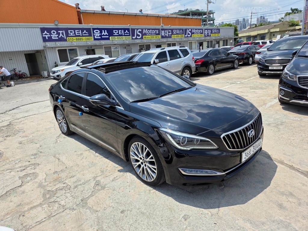 HYUNDAI Aslan G330