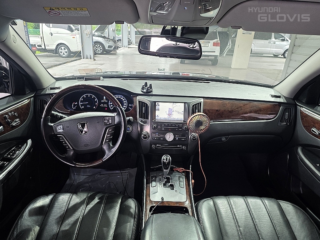 HYUNDAI Ecuus (New Model) VS380