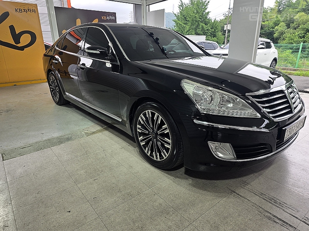 HYUNDAI Ecuus (New Model) VS380