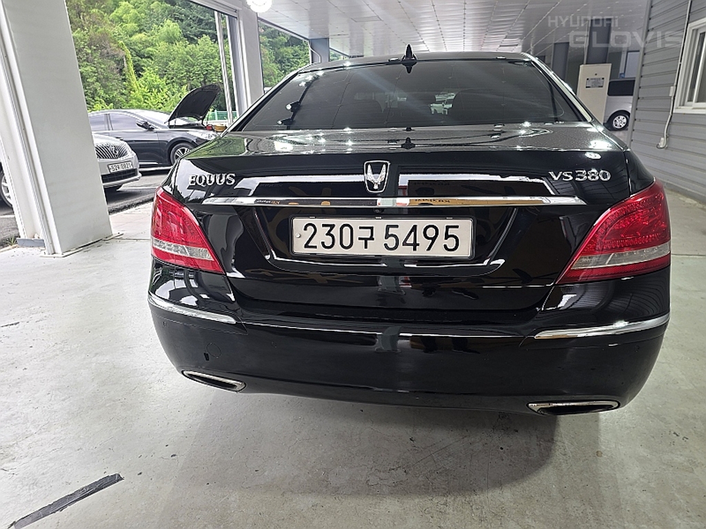 HYUNDAI Ecuus (New Model) VS380