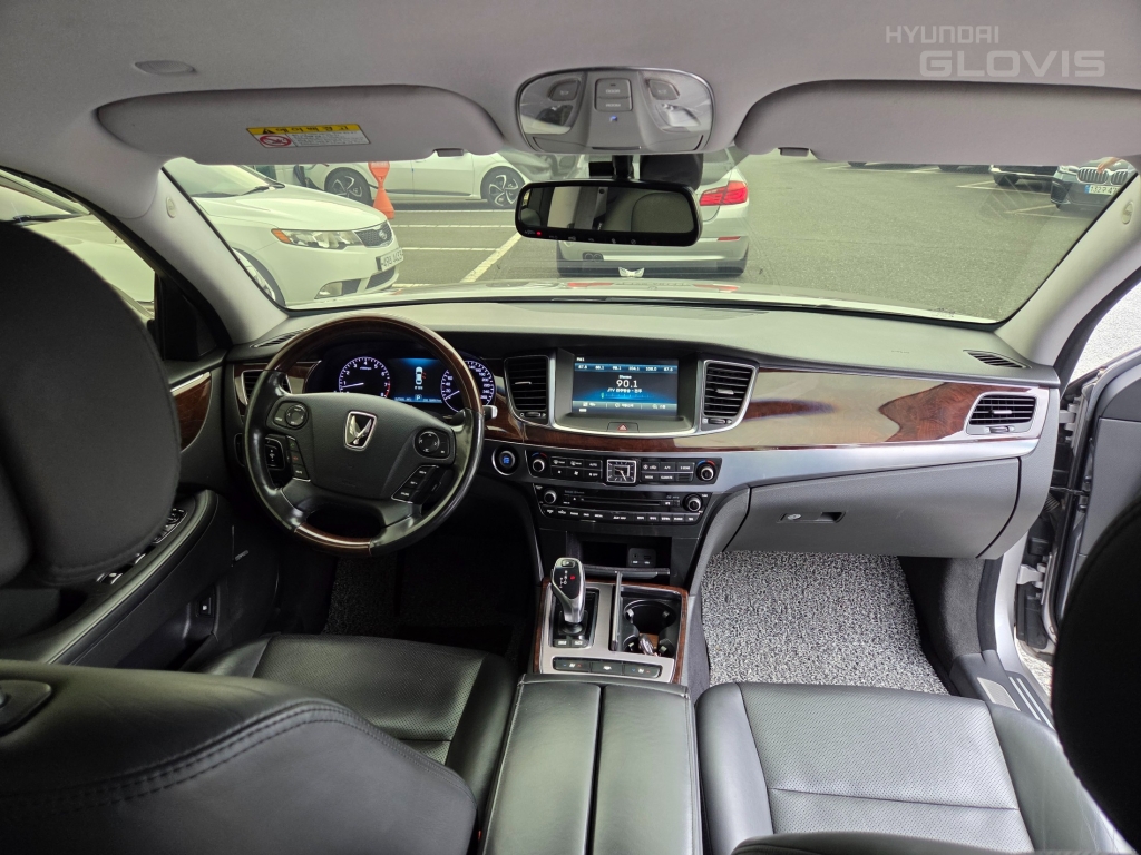 HYUNDAI Ecuus (New Model) VS380