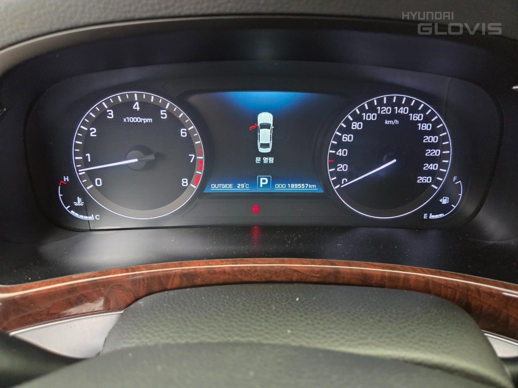 HYUNDAI Ecuus (New Model) VS380