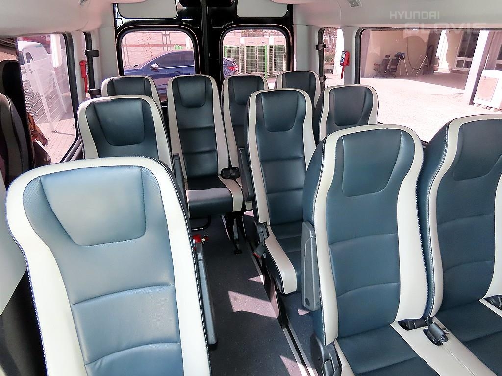 HYUNDAI Solati 15-Seater