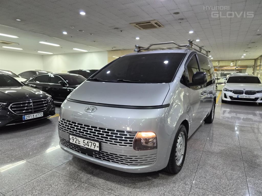 HYUNDAI Staria 2.2 Diesel Cargo 5-Seater
