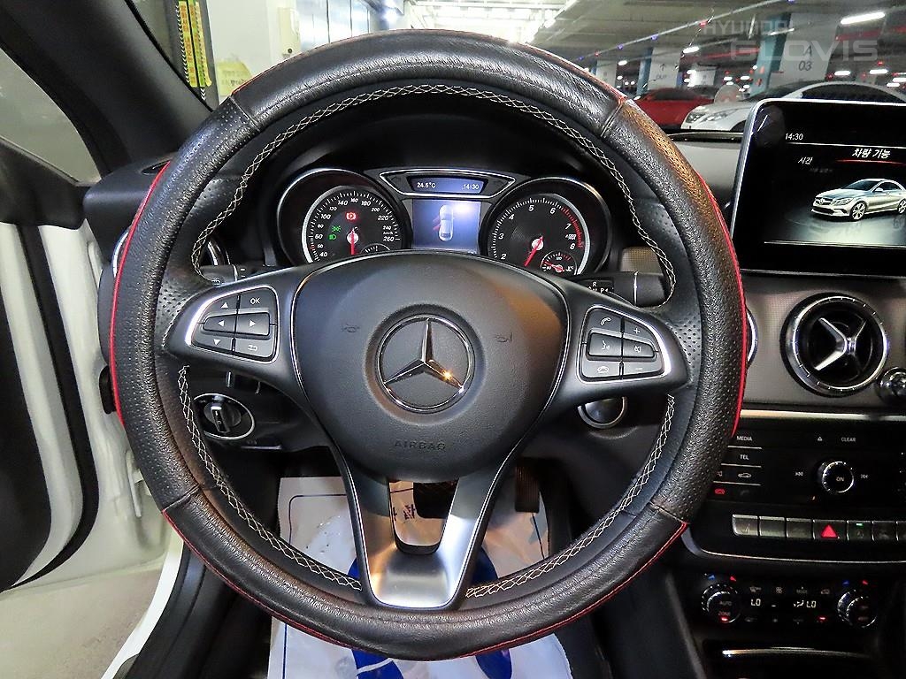 BENZ CLA-Class CLA250 4 Matic