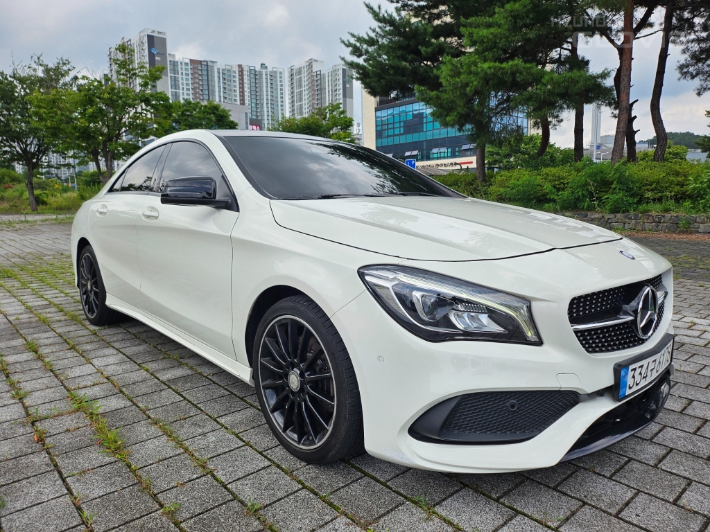 BENZ CLA-Class CLA250 4 Matic