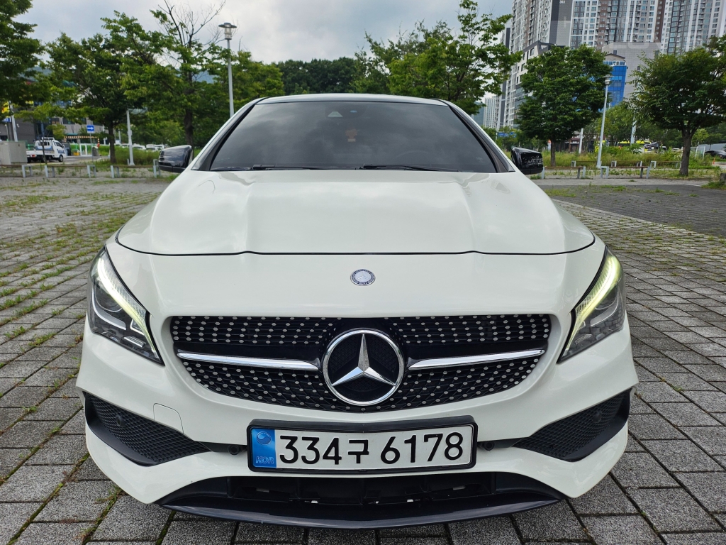 BENZ CLA-Class CLA250 4 Matic