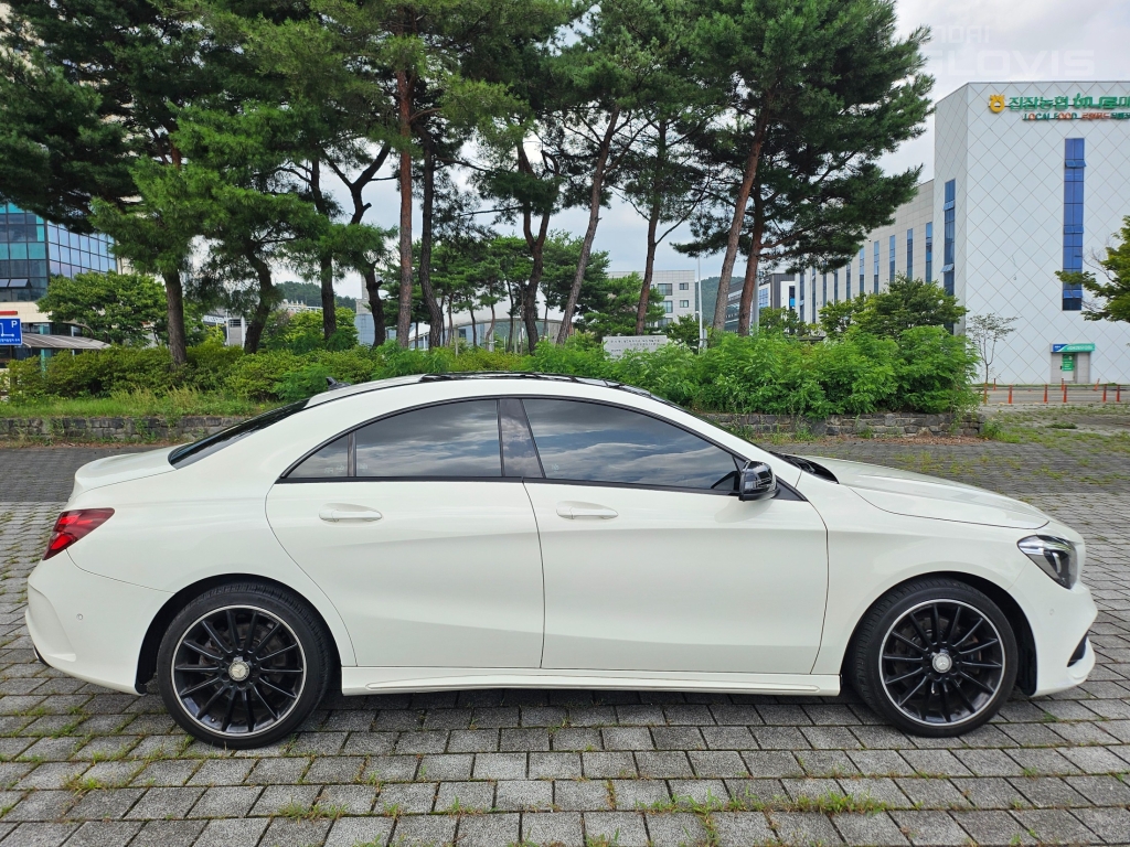 BENZ CLA-Class CLA250 4 Matic