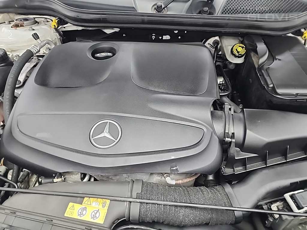 BENZ CLA-Class CLA250 4 Matic