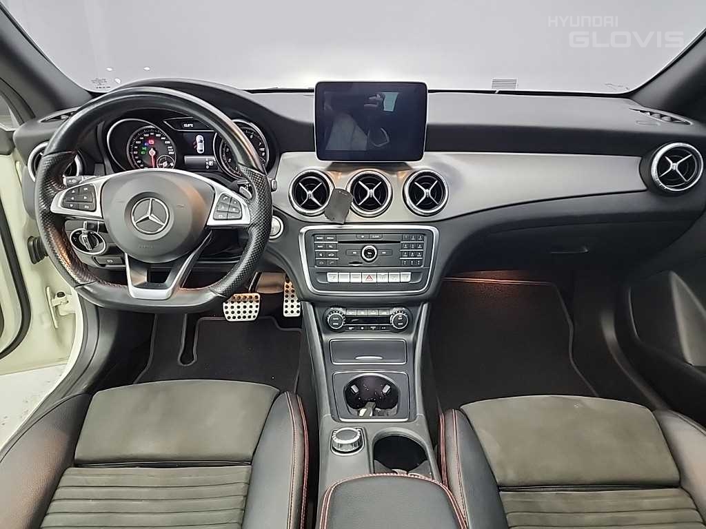 BENZ CLA-Class CLA250 4 Matic