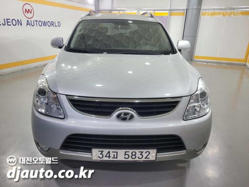 HYUNDAI Veracruz Diesel 2WD