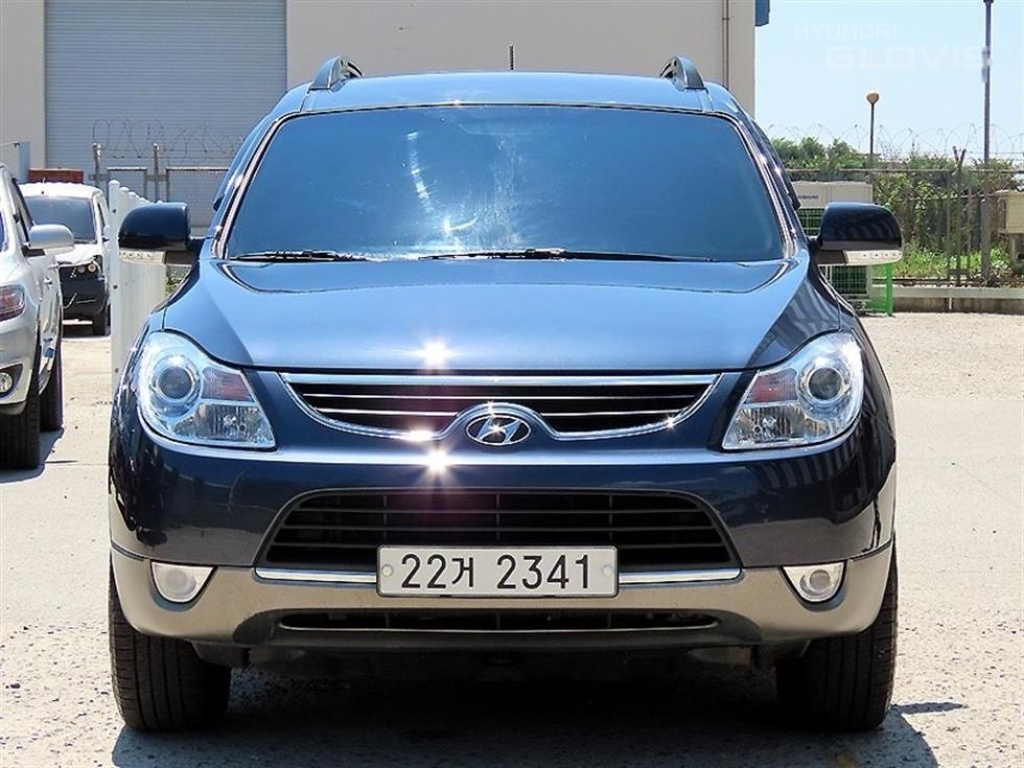 HYUNDAI Veracruz Diesel 2WD