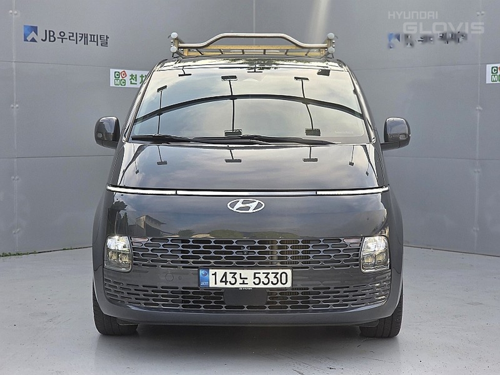 HYUNDAI Staria 2.2 Diesel Tourer 9-Seater 2W