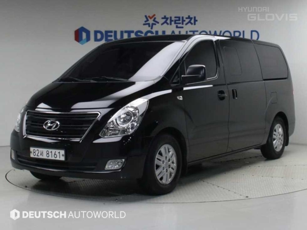 HYUNDAI Grand Starex 5-Seater Diesel Van HYUNDAI Grand Starex 5-Seater Diesel Van