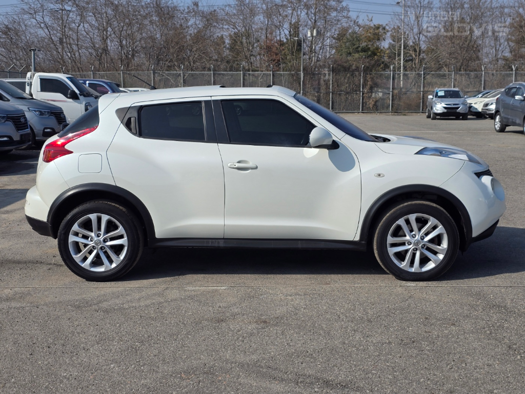 NISSAN Juke 1.6