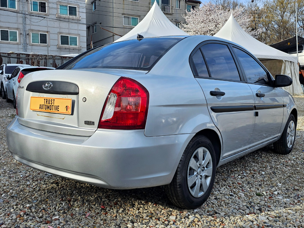 HYUNDAI New Verna 1.4 DOHC