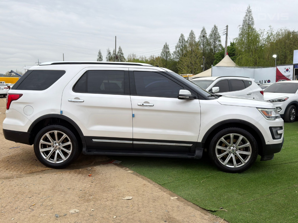 FORD Explorer (5th Generation) 2.3 AWD