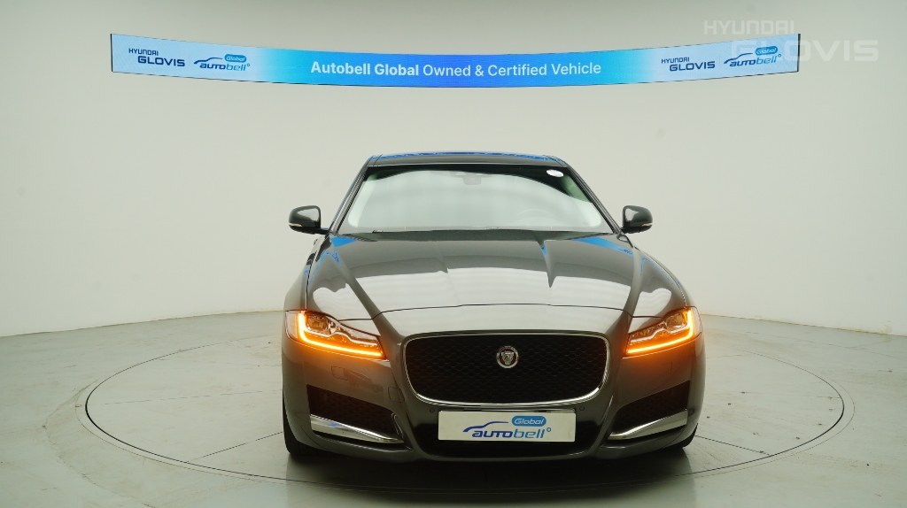JAGUAR XF (2nd Generation) 2.0 20d